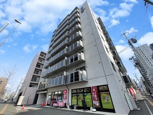 COM´S RESIDENCE鳥居前の物件外観写真